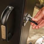 BROIL KING VERTICAL SMOKER 001