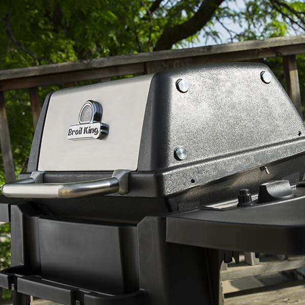 grill feature 104